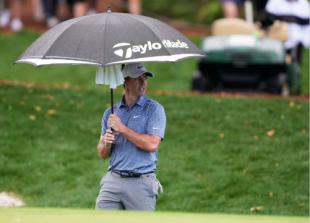 Seep Straka sobrevive al caos en una jornada igualada donde los principales favoritos se rezagaron
