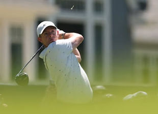 Vueltón de Rory y el norirlandés se mete en el lío