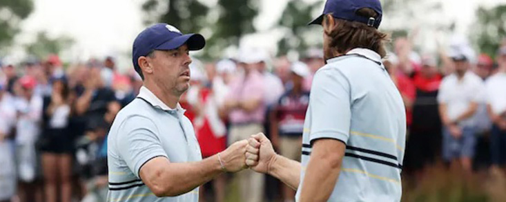 McIlroy y Fleetwood, un martillo pilón en los foursomes