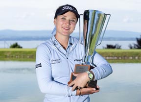 Sara Kouskava vuelve a demostrar su talento en un campo de major