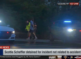 Caos en el inicio de la segunda jornada del PGA Championship; atropello mortal y Scottie Scheffler detenido
