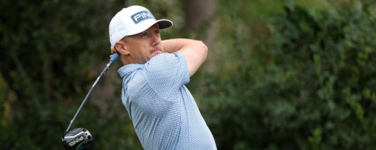 McKenzie Hughes toma la delantera en en Napa