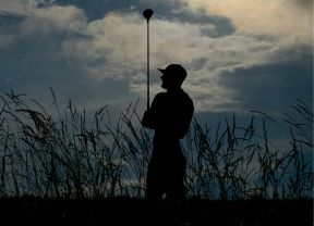 Jon Rahm pierde sus opciones en el torneo liderado por Burns