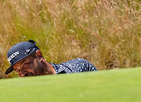 JJ Spaun arranca con un +7 que le alejan de su defensa