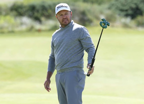 Richard Sterne, líder en solitario en el espectacular Trump International Golf Links