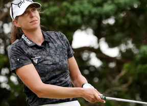 Dominio de Szokol y Lee con Azahara Muñoz, décimo segunda con -4