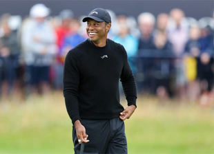 Tiger Woods cumple 50 años entre muchas dudas