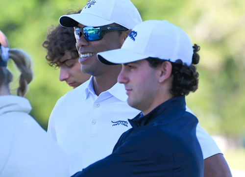 Tiger, muy pendiente de su hijo Charlie