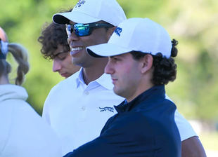 Tiger, muy pendiente de su hijo Charlie