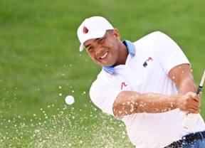 Jhonattan Vegas, primer venezolano en liderar un major; ¿aguantará el fin de semana?