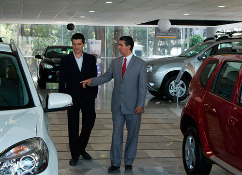 Las ventas de coches suben más de un 12% en enero