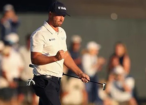 Clark domina en Shinnecock Hills, lidera un US Open muy disputado y parte con una ventaja de seis golpes este domingo