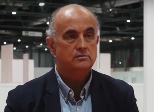 'No encuentro ningún motivo para que no se puedan practicar ya el golf y el tenis'
